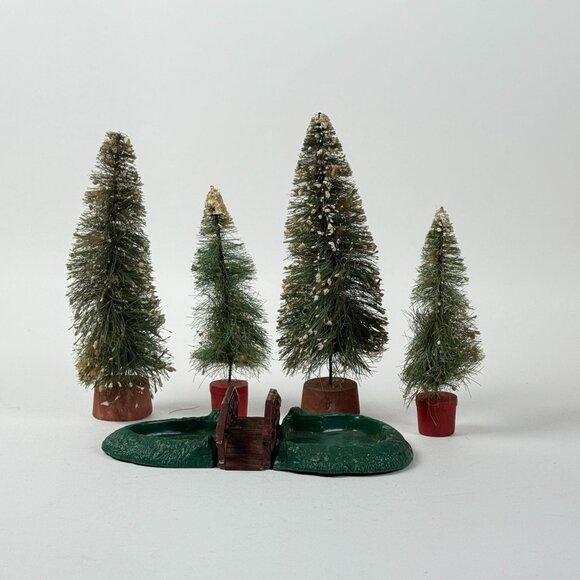 Vintage 4 Bottle Brush Christmas Trees Plasticville Bridge Craft Project Decor - Picture 1 of 7